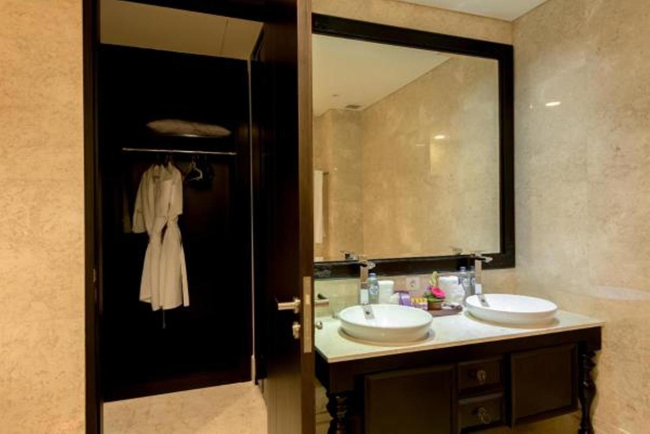 Ayana Residence Luxury Living Jimbaran Exterior foto